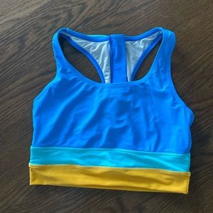 Nani colorblock cut back crop top - size XS